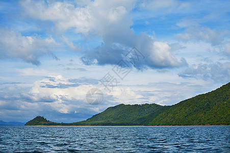 Koh Libong岛热带珊瑚石头海浪太阳沿海情调晴天旅行海洋图片