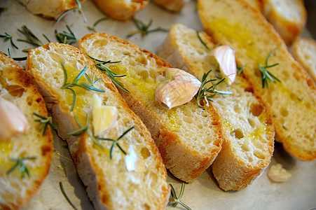 布鲁塞塔午餐洋葱面包白色宴会美食点心盘子手指小吃图片