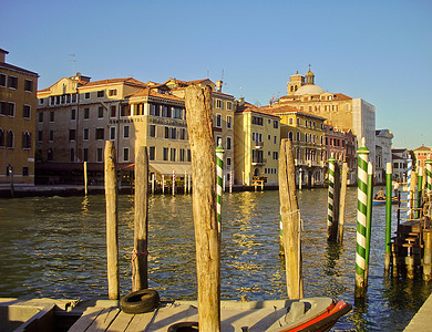 意大利威尼斯的纸袋地方目的地码头文化旅行旅游游客图片