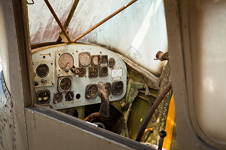 旧飞机驾驶舱机器旅行运输速度客机展示座舱高度表窗户纽扣图片