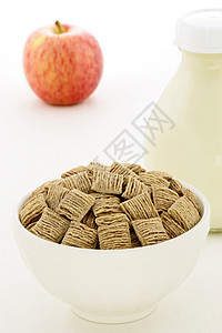 健康小麦谷物早餐小吃粮食勺子水果食物牛奶麦片麦麸产品胚芽图片