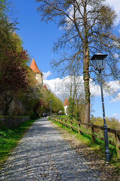 德国布尔豪森城堡文化遗产游客景观房屋建筑旅游天空蓝天城市历史图片