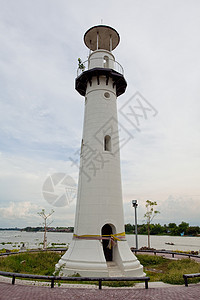 灯塔河运输岩石信号海岸海洋波浪蓝色灯塔旅行天空图片