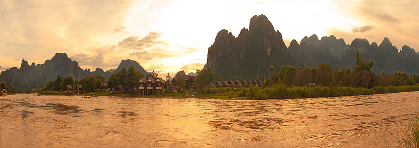 Vang Vieng 视图丛林热带旅游假期旅行文化游客全景小屋太阳图片