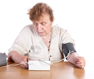 老年妇女对她们施加了动脉压力医疗器械医学祖母动脉压药品疾病医疗程序退休女士图片
