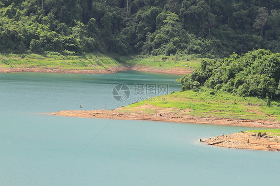 高索克山和泰国湖旅游灌木丛蓝色木头公园荒野风景干扰旅行国家图片