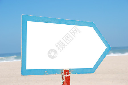 在沙滩上签字路牌路标支撑海洋木板展示木头信号假期邮政图片