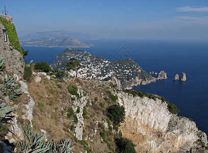 Capri岛 最高点为蒙特索拉罗图片
