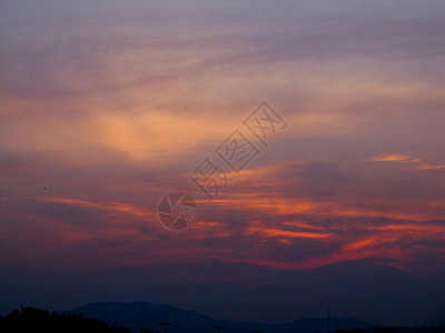 日落宁静太阳红色蓝色紫色天空橙子图片