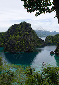 菲利平海的渔船白色场景血管旅游海岸线航海热带旅行风景蓝色图片