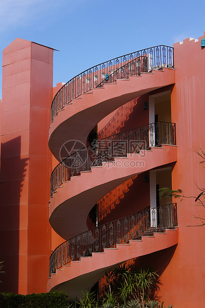地中海别墅庭院楼梯人行道假期陶瓷露台花园途径阳台灌木建筑学图片