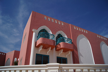阿拉伯语建筑阳台花园红陶灌木假期别墅楼梯制品支撑小路图片