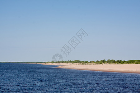 江河衬套晴天阳光海岸蓝色天空水平白色图片