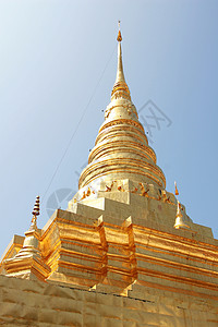 泰国帕塔旅行公园旅游寺庙天空金子宝塔黄色废墟历史性图片