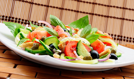 蔬菜沙拉加巴西产品餐饮洋葱风格美食午餐烹饪装饰盘子服务图片