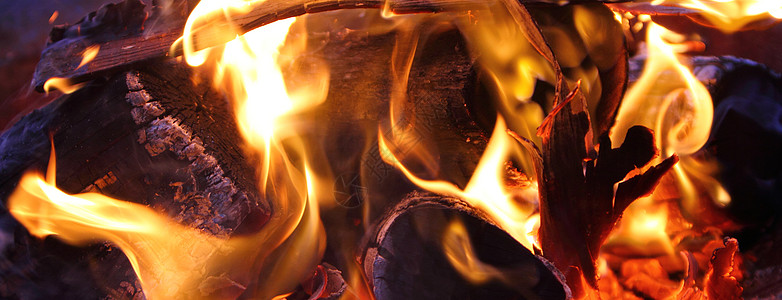 战火和火焰木头烧伤燃烧余烬背景图片