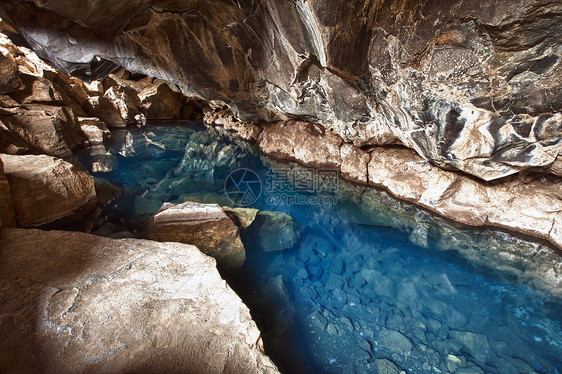 格若塔贾娱乐水池蓝色岩石火山地热地质学游泳洞穴温泉图片