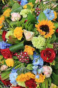 彩色混合花束绿色玫瑰植物学黄色花瓣植物群花店向日葵蓝色粉色图片