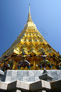 曼谷泰国塔塔佛教徒历史性天空公园蓝色白色金子旅游废墟建筑学图片