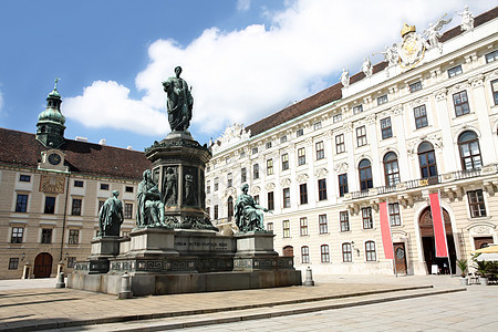 奥地利维也纳Hofburg宫庭院游客首都文化建筑学旅行建筑城堡正方形历史天空图片