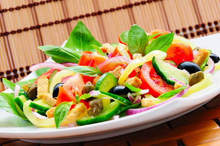 蔬菜沙拉加巴西盘子健康饮食午餐美食风格洋葱油炸维生素烹饪自助餐图片