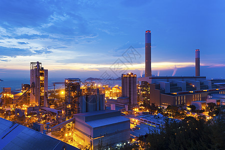 香港海岸沿岸的电厂图片