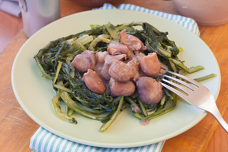 大豆和菊苣健康美食绿色豆子饮食蔬菜烹饪农业食物图片