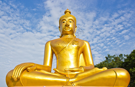 佛寺的金佛雕像旅行数字旅游冥想遗产雕塑蓝色天空文化信仰图片