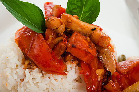 辣肉和大米烹饪胡椒厨房沙拉香料用餐桌子餐厅辣椒饮食图片