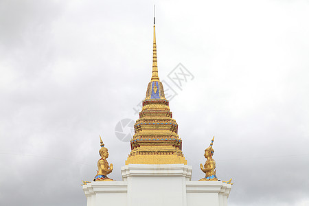 泰国的神公敬拜金塔图片