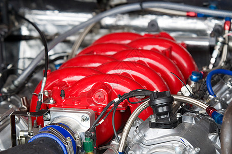 V8赛车发动机图片