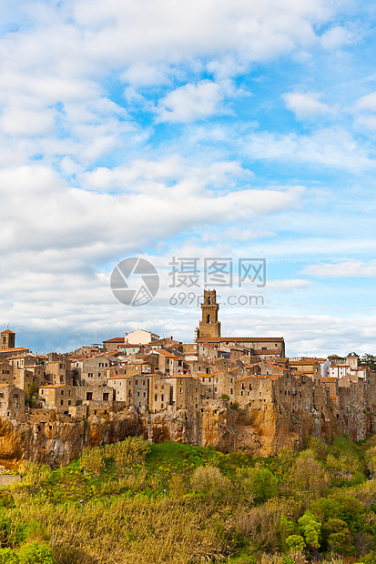 皮吉利亚诺窗户蓝色房子国家场地建筑教会农村景观公寓图片