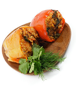 红色和黄铃辣椒健康饮食绿色牛肉香菜食物胡椒主菜碎肉午餐蔬菜图片