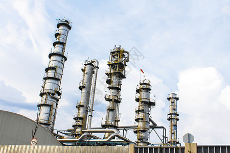炼油塔炼油厂植物天空生产管子技术管道工厂工业金属图片