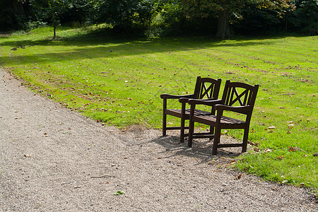 美丽的花园公园木椅子座椅坐角图片