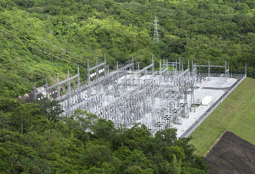 高压变电站植物生产金属森林交换电气基础设施设施丛林绝缘图片