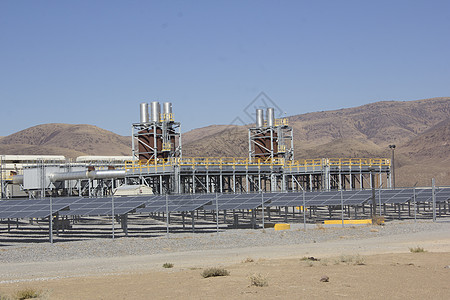 太阳能发电厂天空发电风力环境技术太阳能电源线控制板涡轮白色图片
