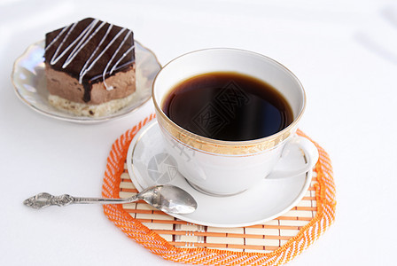 黑早咖啡饮料盘子传统水果蛋糕蛋糕杯子薄荷水果甜点馅饼图片