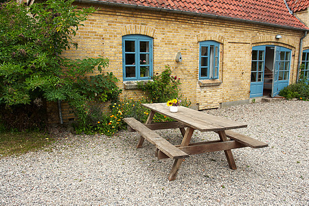 木林花园家具     休息房子花园季节桌子自由乐趣假期场景食物图片