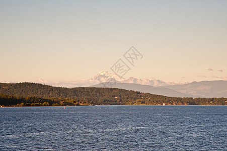 贝克山风景火山公吨环境海景海拔顶峰首脑场景季节图片