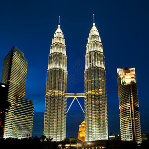 马来西亚吉隆坡市风景与佩特罗纳斯塔图片