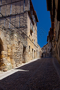 西班牙弗里亚斯 布尔戈斯 卡斯蒂利亚和里昂村庄铺路历史性房屋社区旅行石头晴天图片