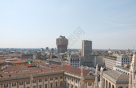 意大利米兰联盟地标中心天际景观纪念碑大教堂建筑城市全景图片