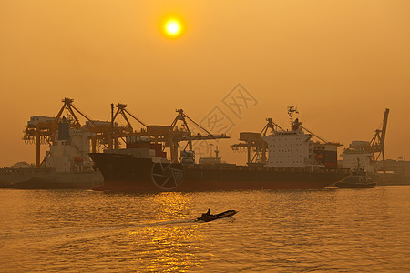 航运港海洋码头商品太阳运输天空日落日出后勤橙子图片