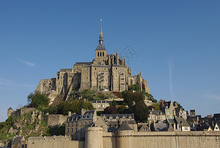 圣米歇尔城堡历史大教堂宗教教会蓝色历史性旅游岩石天空建筑学图片