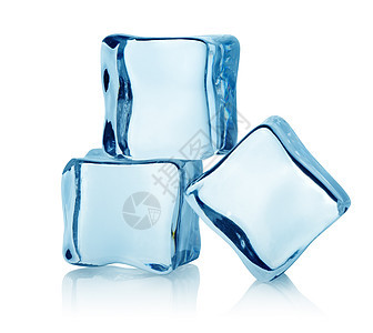 三个冰块立方体冰晶形状白色折射玻璃反射水晶冷藏图片