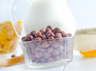 干早餐营养水壶巧克力食物谷物粮食牛奶陶瓷美食奶制品图片