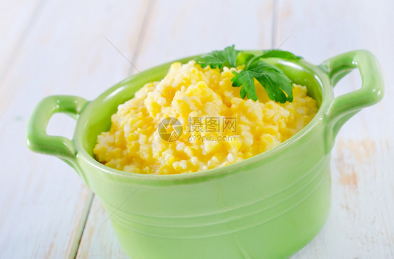玉米粥早餐经济流行音乐糊状粒子食物稀饭面粉颗粒勺子图片