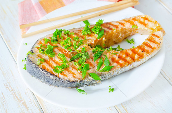 炸鱼香菜牛扒海鲜饮食油炸健康饮食食物午餐蔬菜炙烤图片