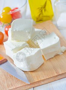 希腊沙拉的成分奶制品牛奶饮食产品小吃山羊奶油木板美食盐渍图片